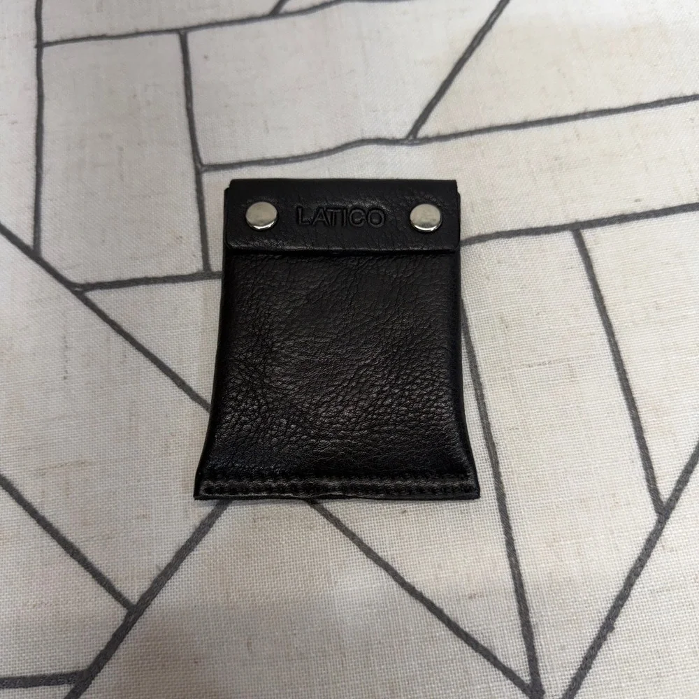Latico Leather Card Case Pouch OS Black Snap Closure Pebbled Minimalist